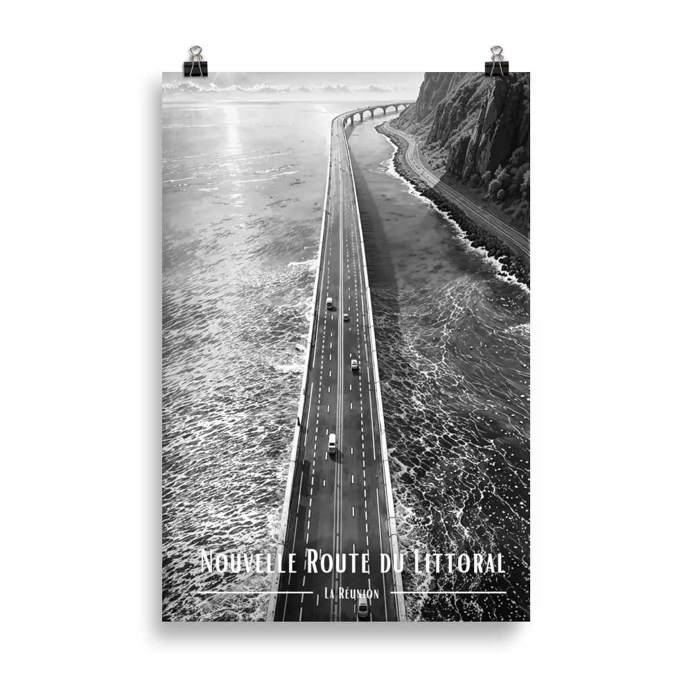 Affiche Nouvelle Route du Littoral Noir & Blanc 61 × 91 cm Oak - Univile