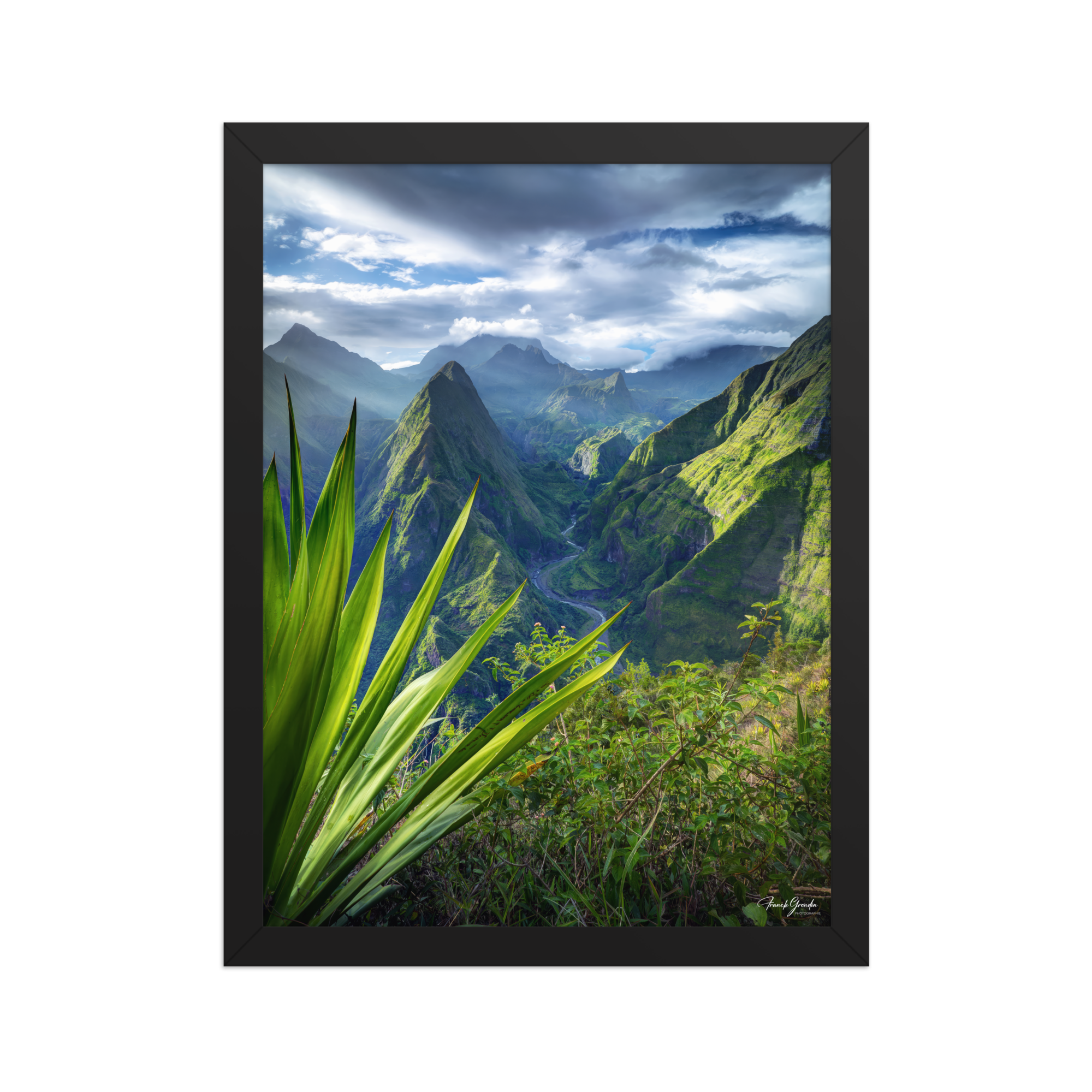 Affiche de La Réunion Mafate, Ciel Tourmenté 30 × 40 cm / Noir - photographie Franck Grondin