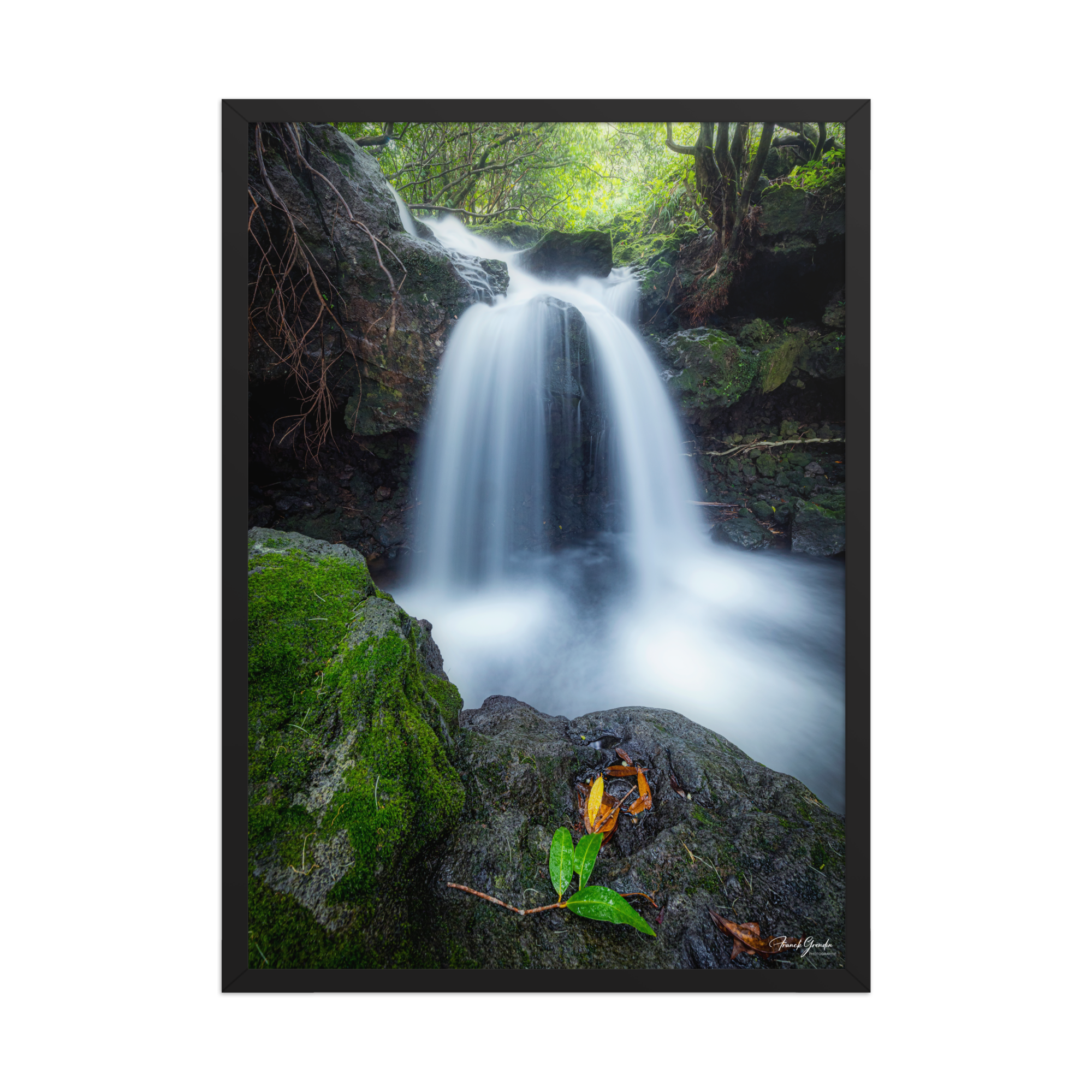 Affiche de La Réunion Cascade du Pont Rouge, Le Tremblet 50 × 70 cm / Noir - photographie Franck Grondin
