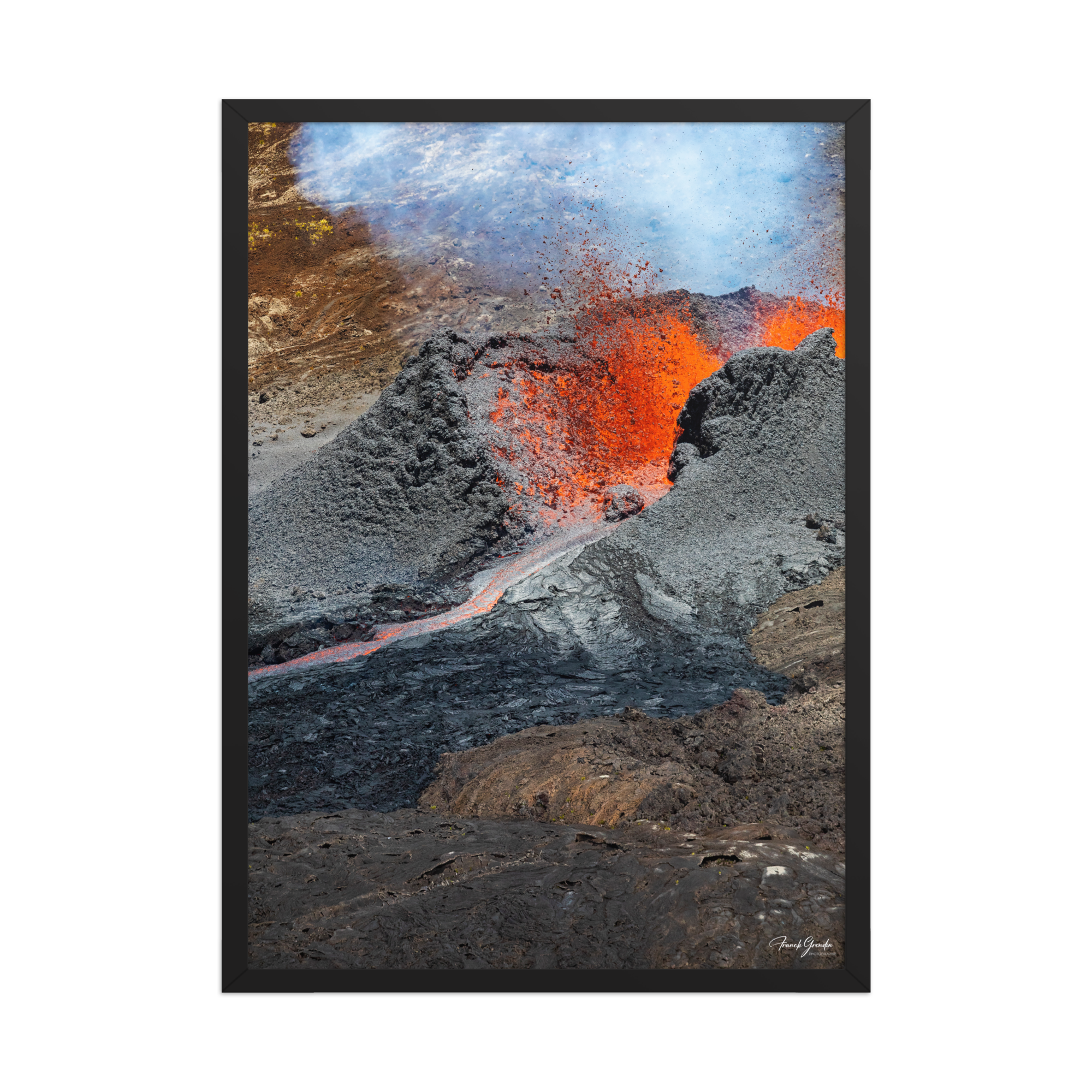 Affiche de La Réunion Le Piton de la Fournaise vu du Ciel 50 × 70 cm / Noir - photographie Franck Grondin