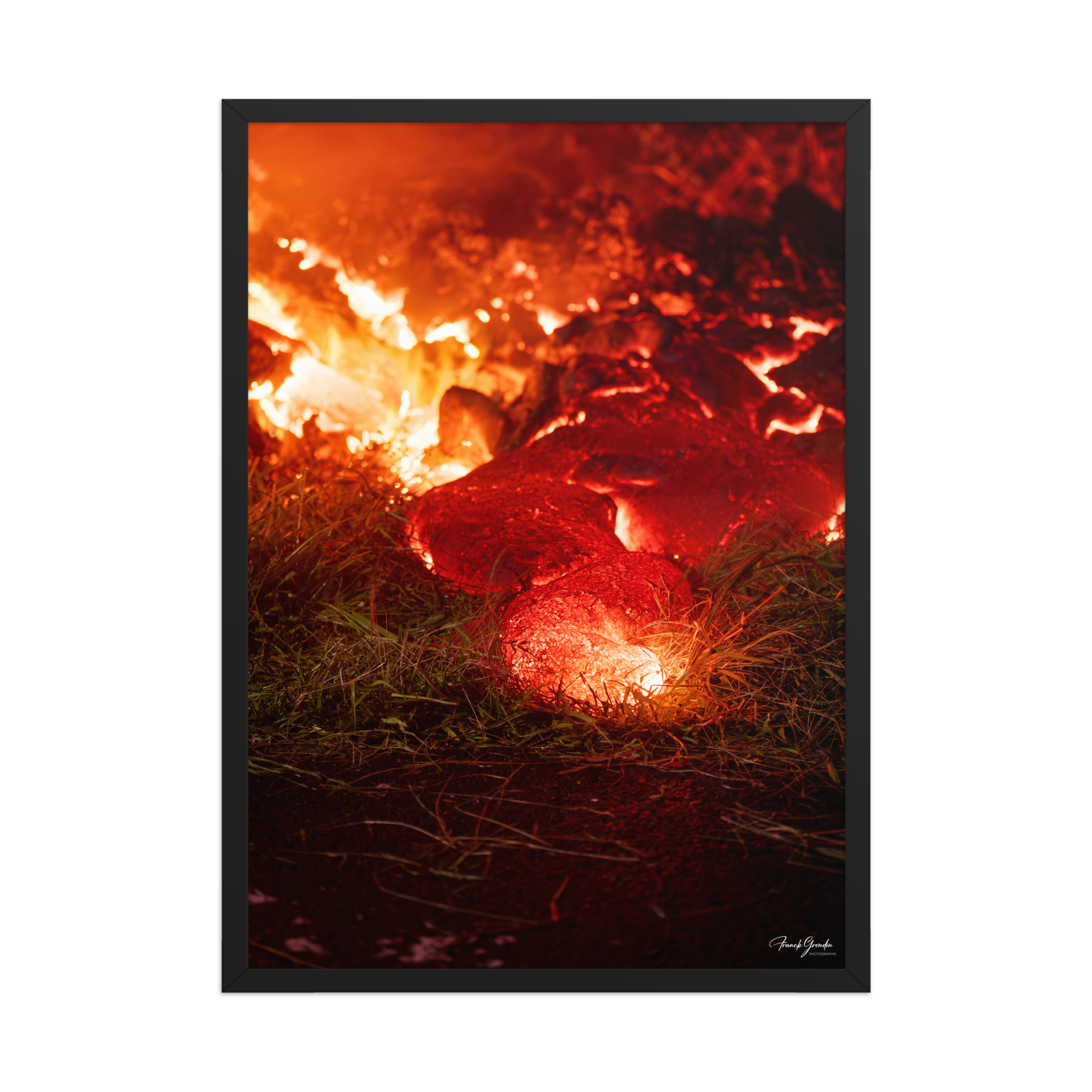 Affiche de La Réunion Éruption de Février 2026 50 × 70 cm / Noir - photographie Franck Grondin