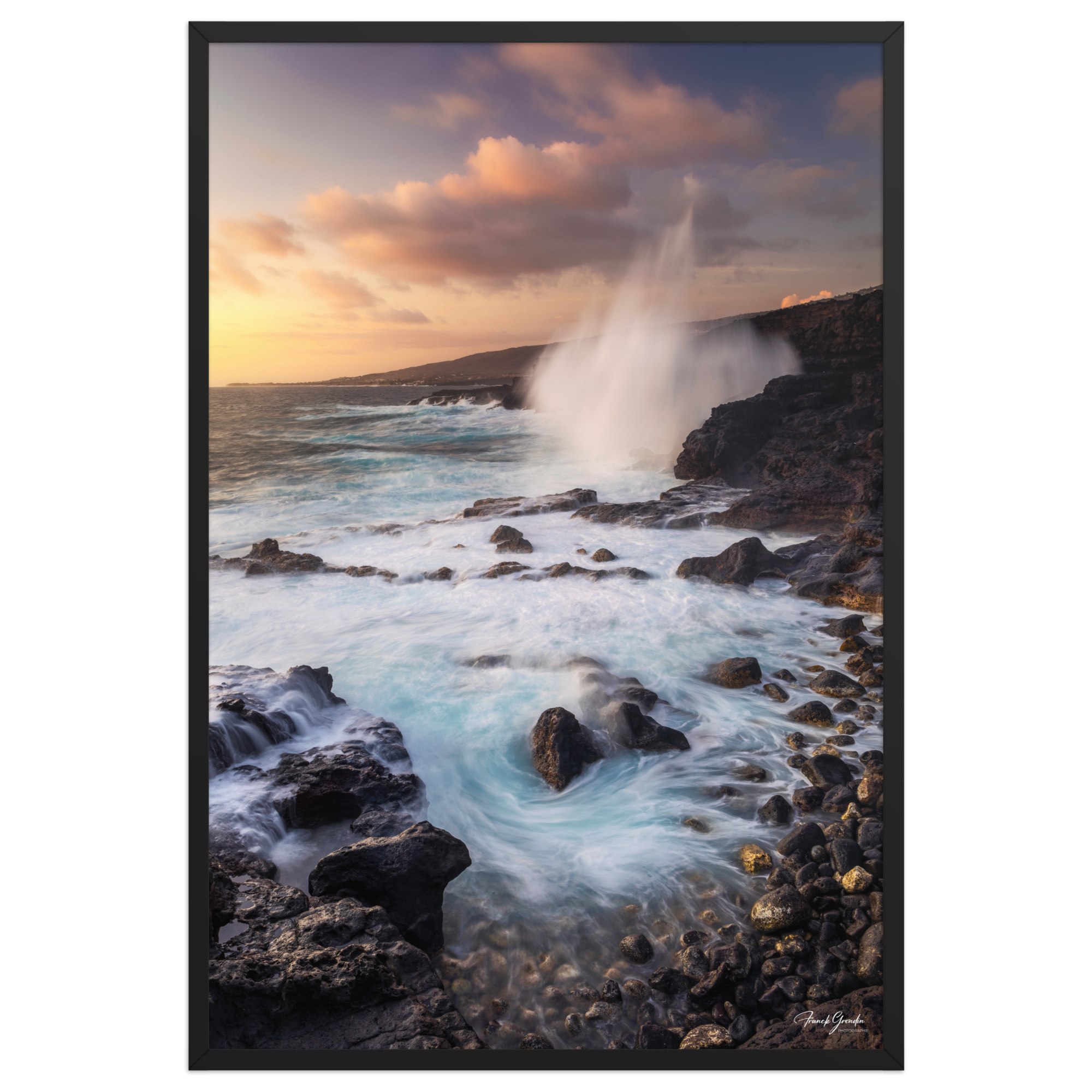 Affiche de La Réunion Coucher de Soleil à la Pointe des Châteaux 61 × 91 cm / Noir - photographie Franck Grondin