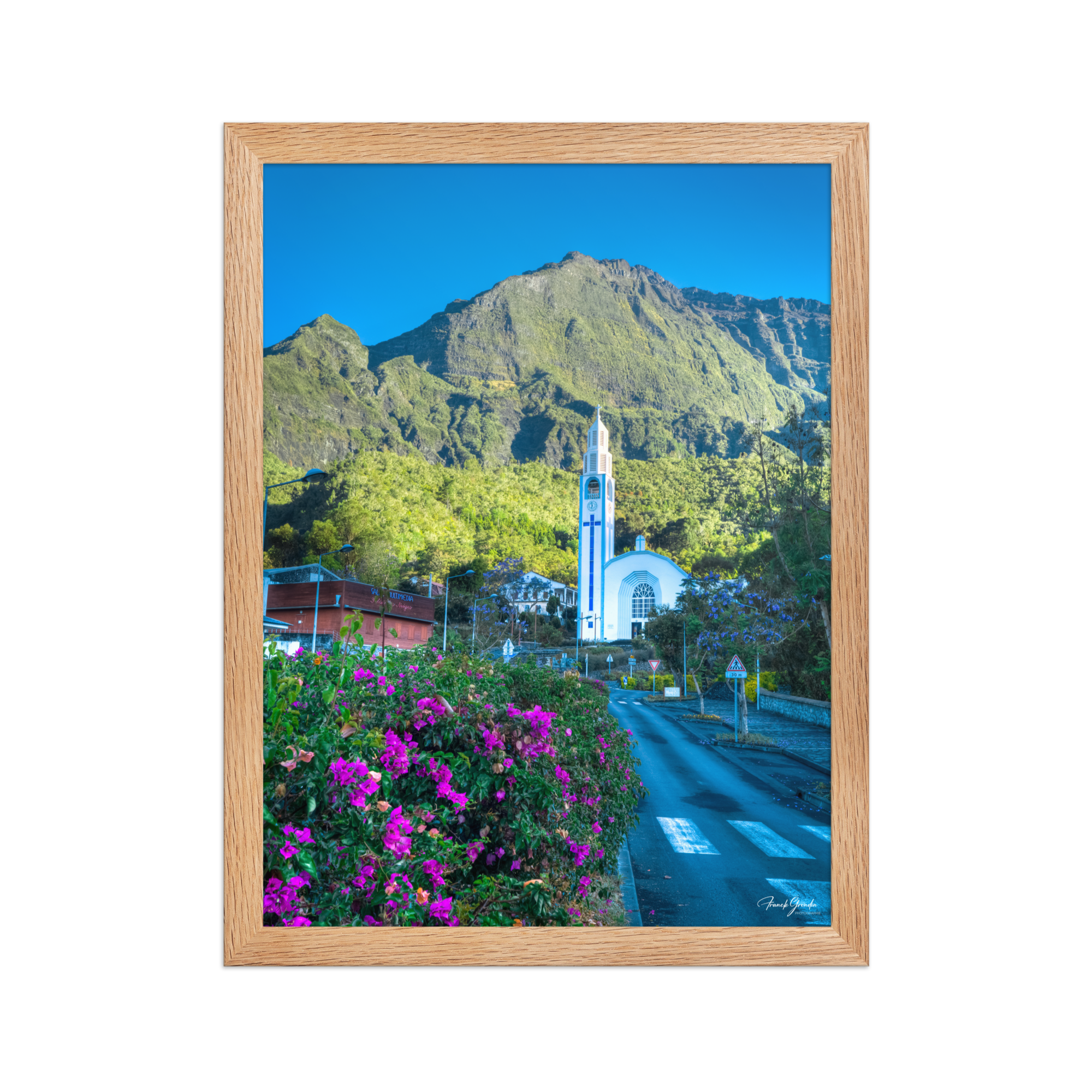 Affiche de La Réunion L'Église Notre-Dame-des-Neiges de Cilaos 30 × 40 cm / Oak - photographie Franck Grondin