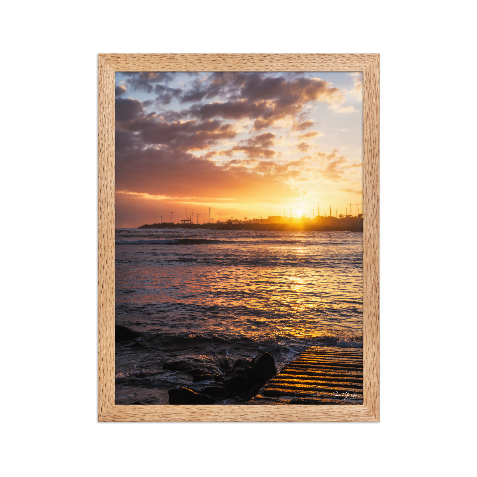 Affiche de La Réunion Saint-Pierre depuis Terre-Sainte 30 × 40 cm / Oak - photographie Franck Grondin
