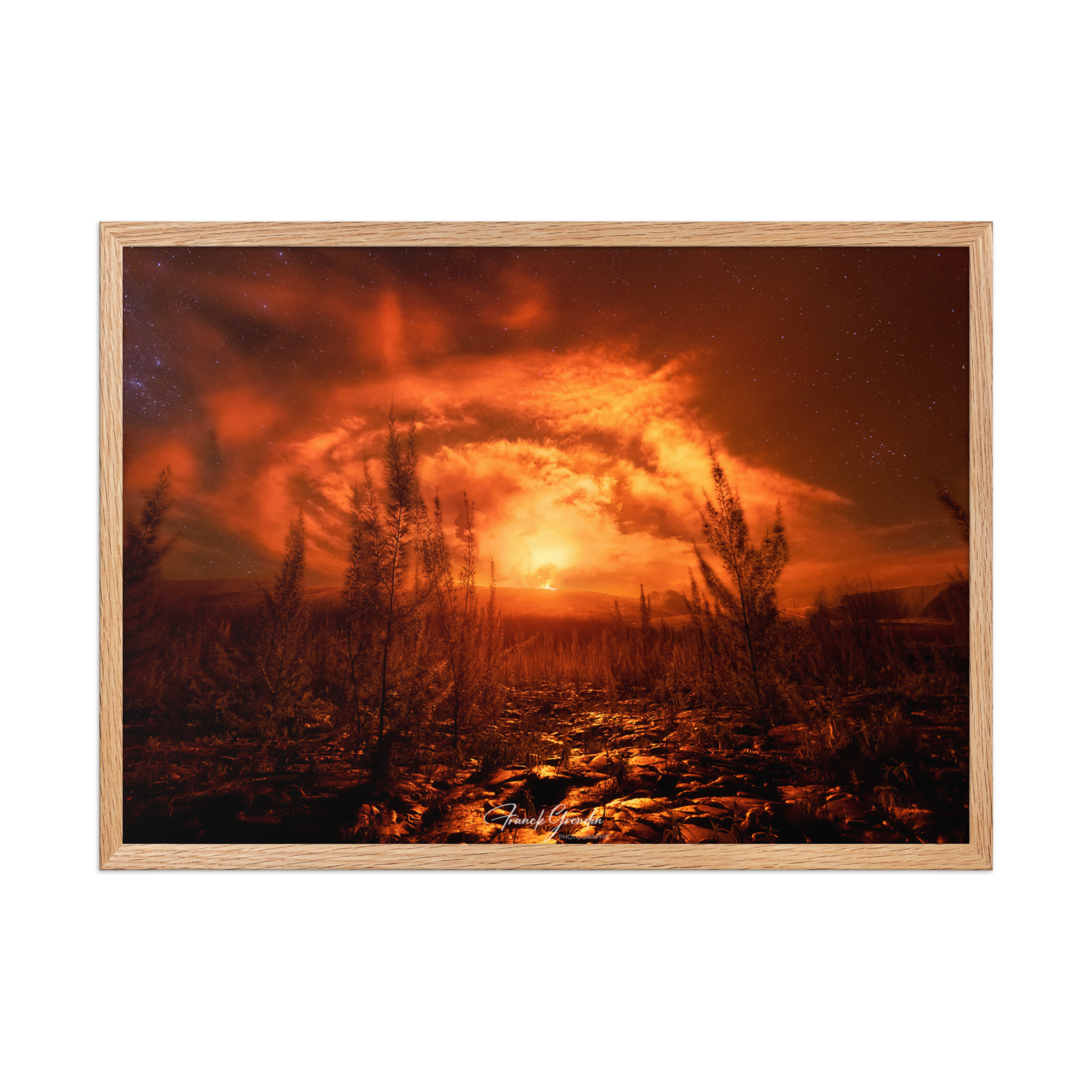 Affiche de La Réunion Le Soleil de Minuit 50 × 70 cm / Oak - Univile La Réunion
