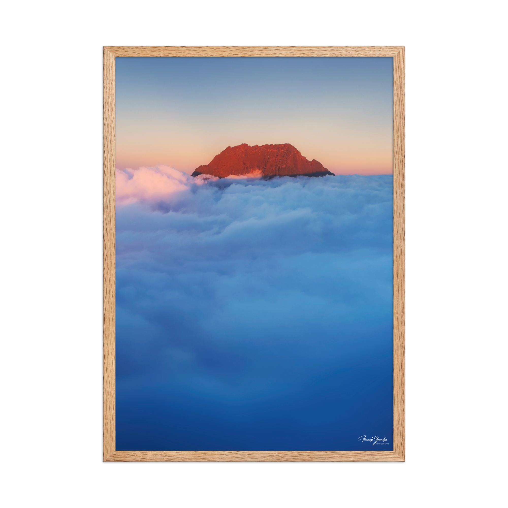 Affiche de La Réunion Gros Morne, Mer de Nuages 50 × 70 cm / Oak - photographie Franck Grondin