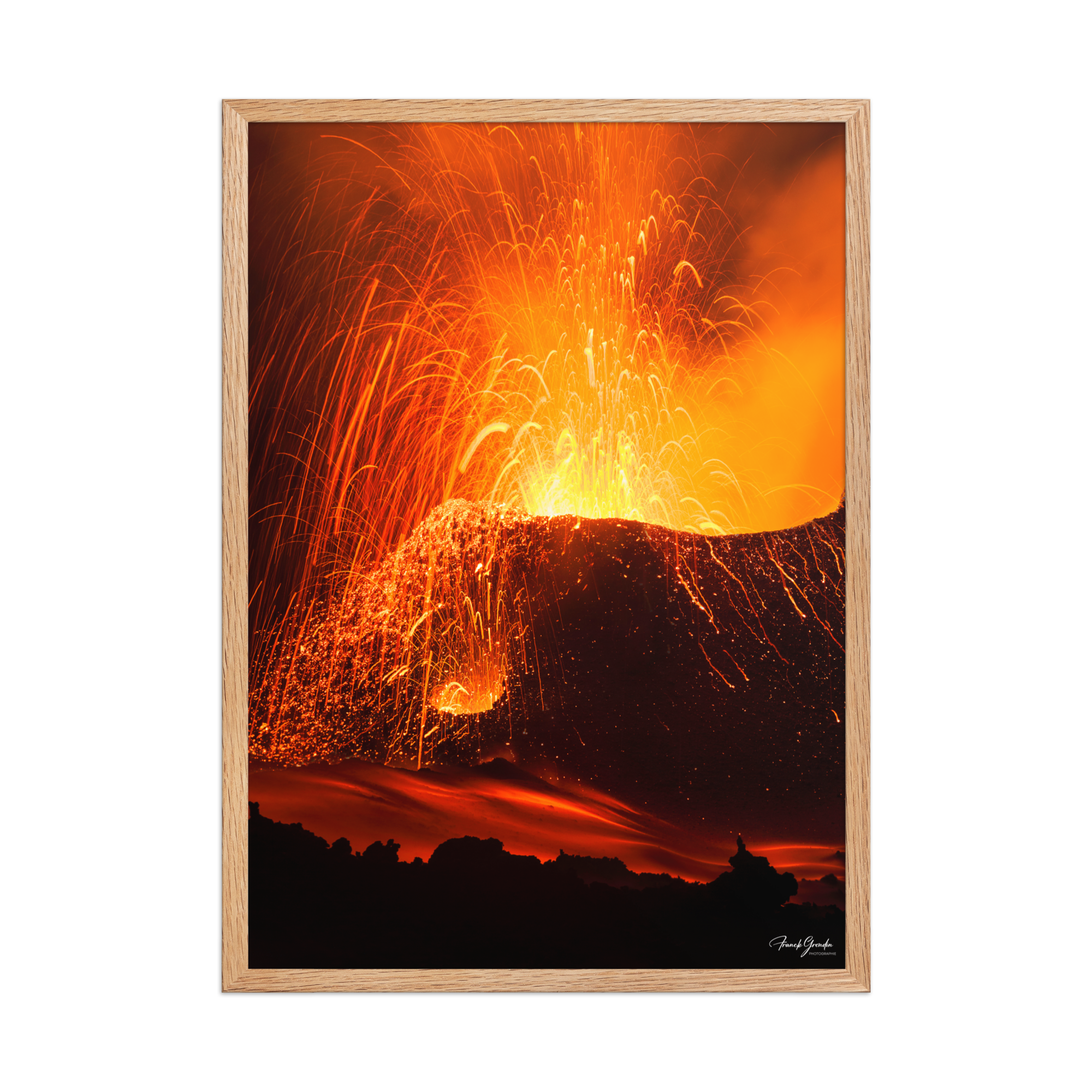 Affiche de La Réunion Éruption de Mai 2015 50 × 70 cm / Oak - photographie Franck Grondin