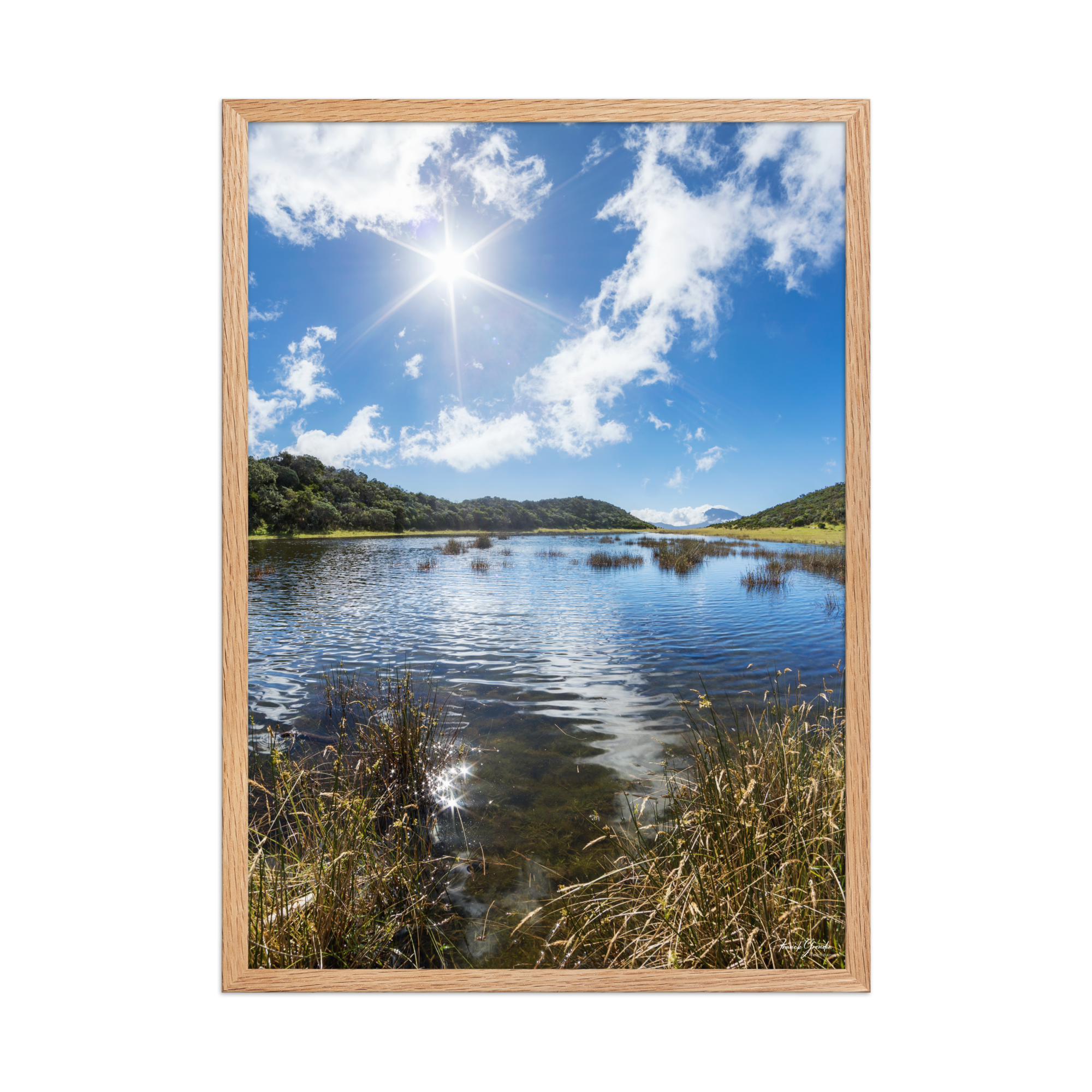 Affiche de La Réunion Le Lac Argamasse 50 × 70 cm / Oak - photographie Franck Grondin
