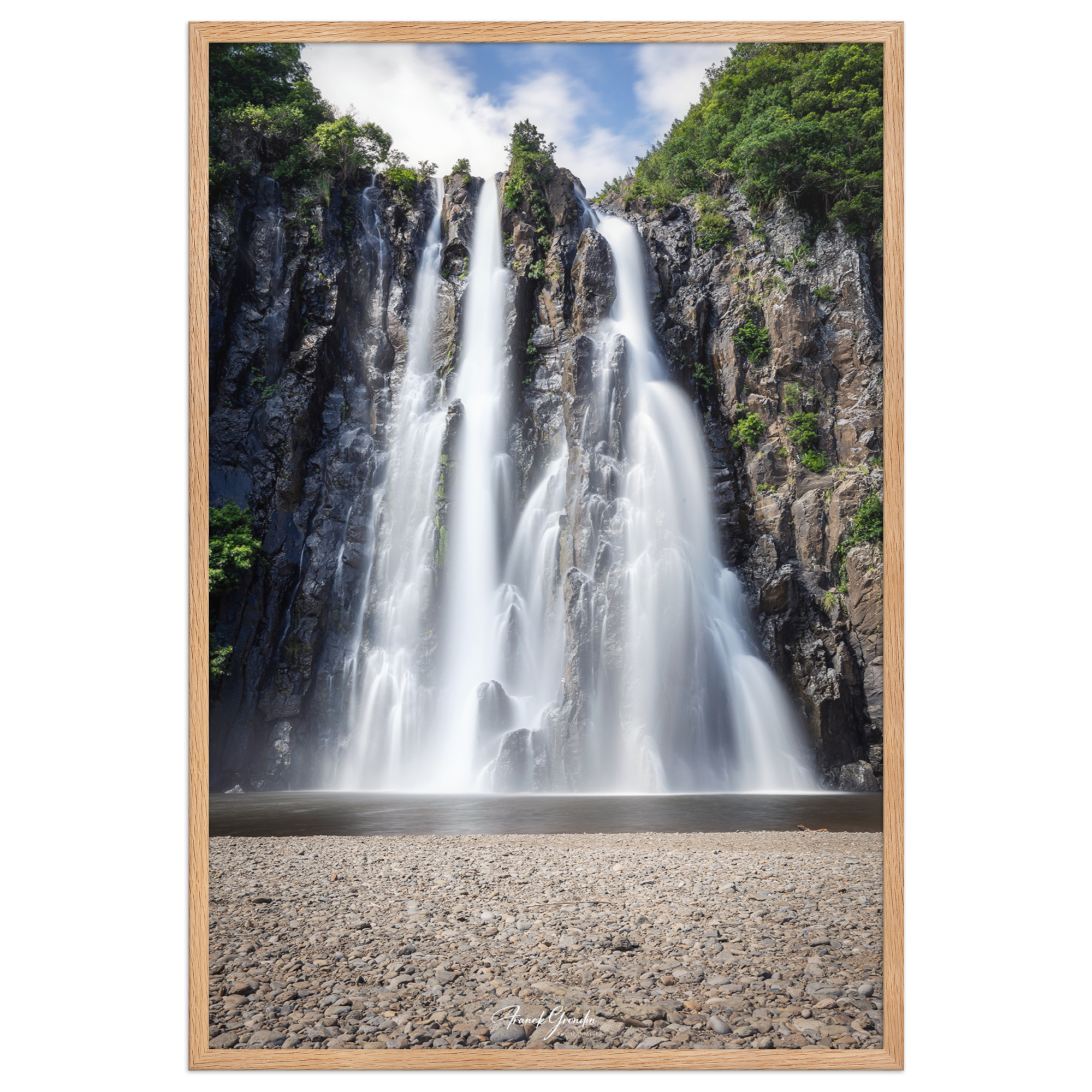 Affiche de La Réunion Cascade Niagara 61 × 91 cm / Oak - Univile La Réunion