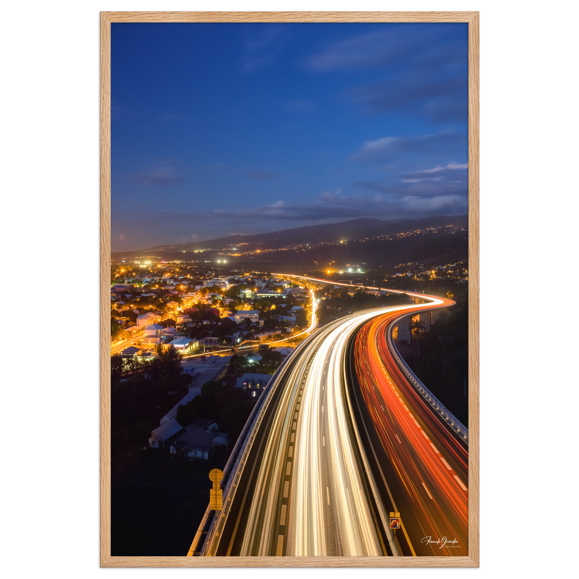 Affiche de La Réunion La Route des Tamarins de Nuit 61 × 91 cm / Oak - photographie Franck Grondin