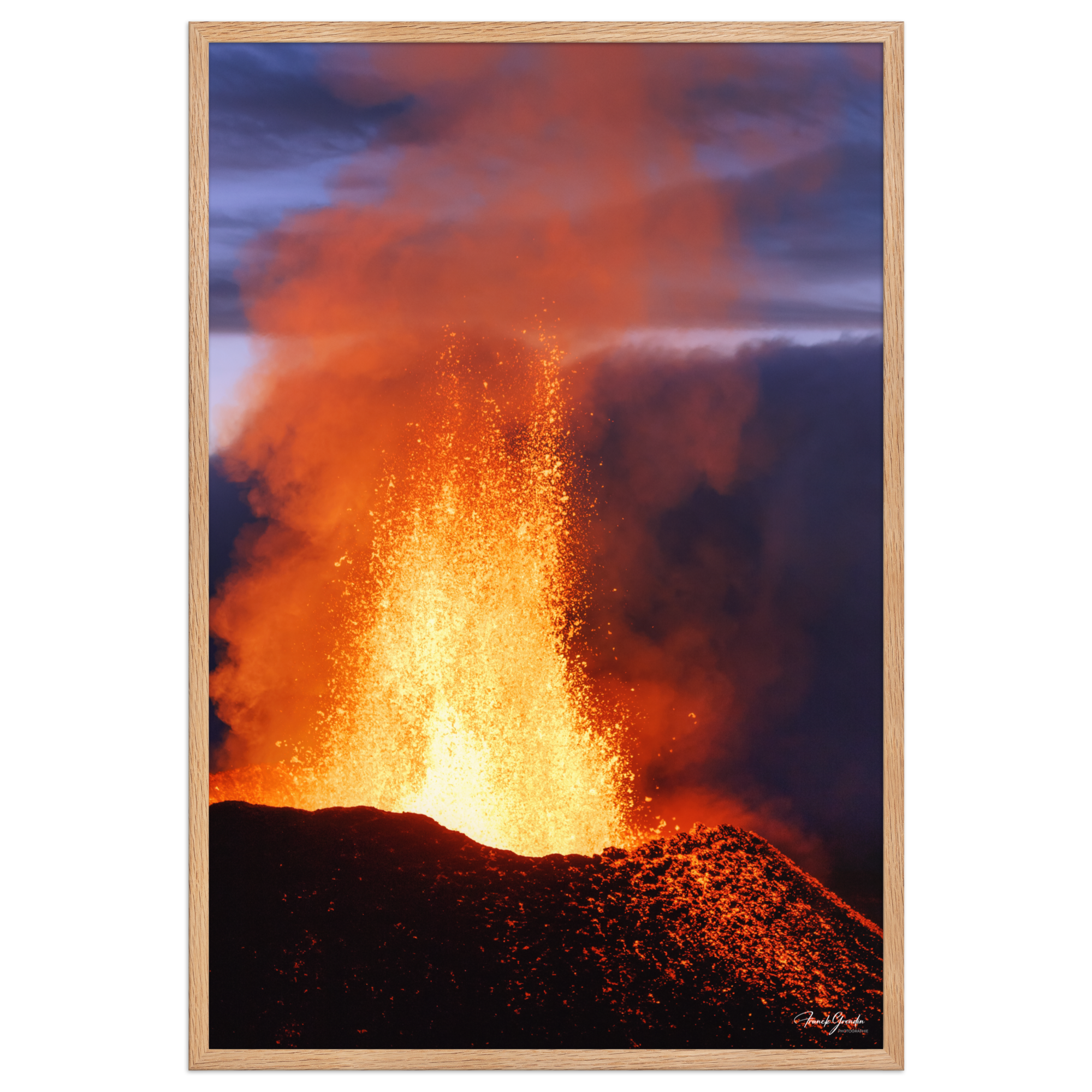 Affiche de La Réunion Coulée d'Août 2015 61 × 91 cm / Oak - photographie Franck Grondin