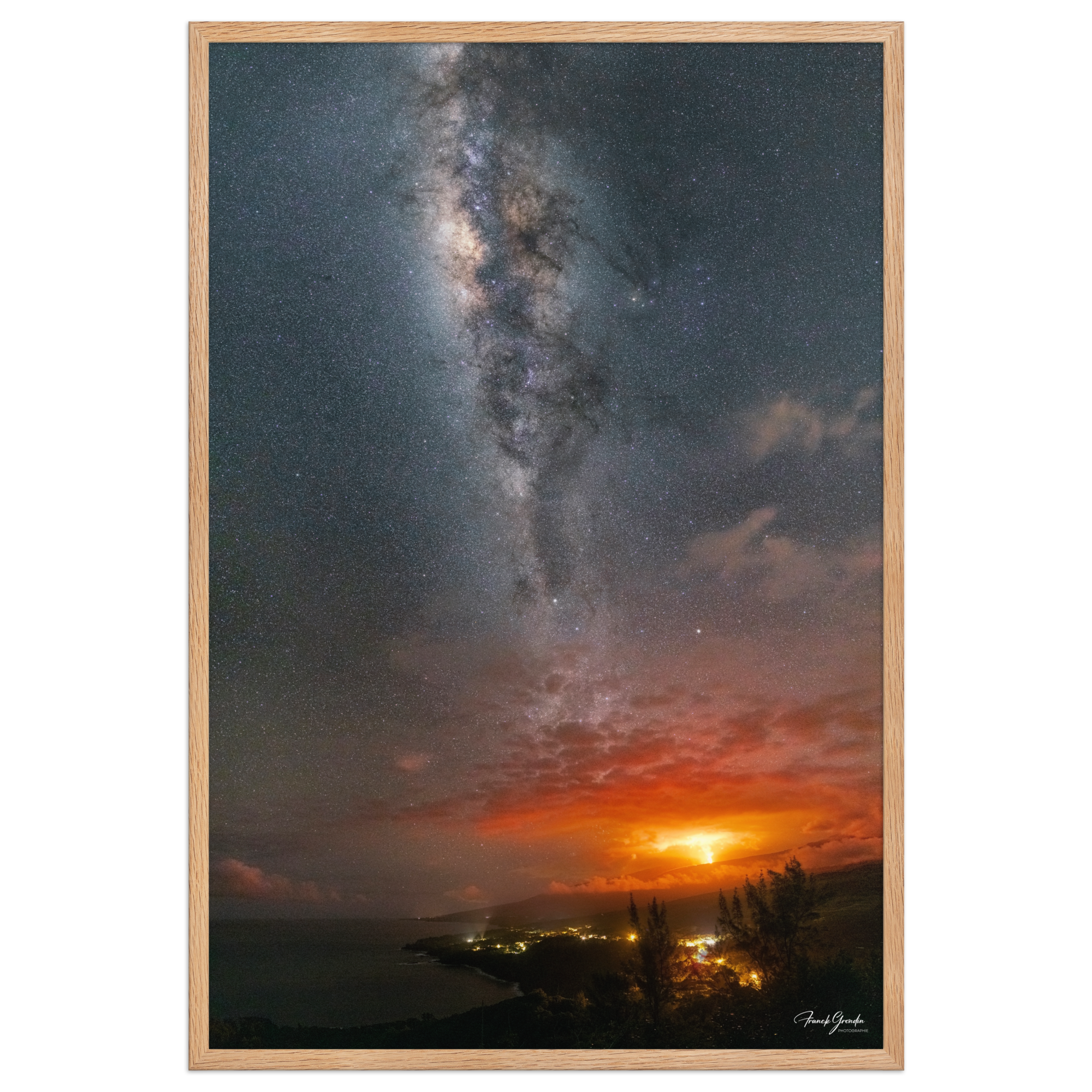 Affiche de La Réunion La Fournaise sous la Voie Lactée 61 × 91 cm / Oak - photographie Franck Grondin