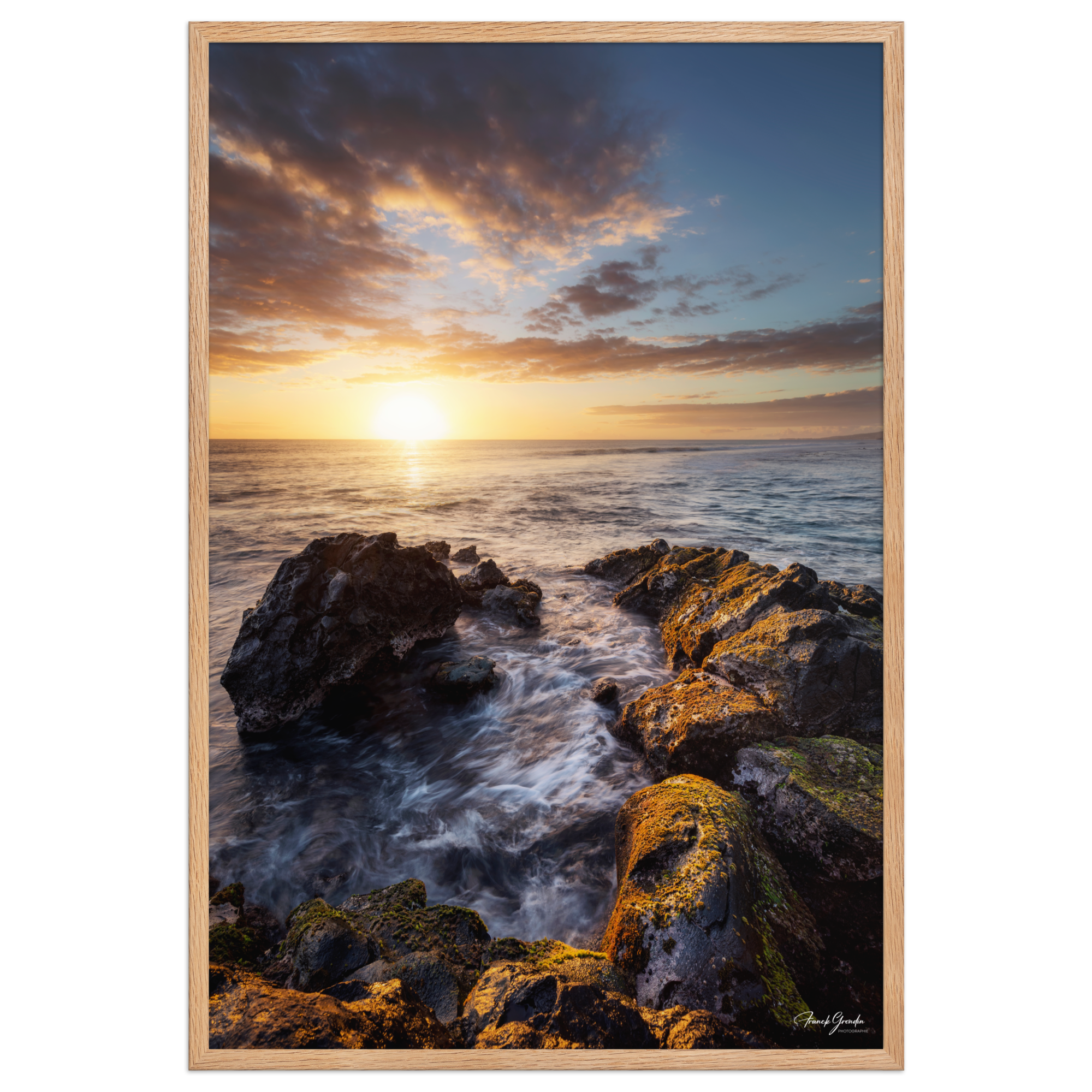Affiche de La Réunion Le Dragon de Pierre de Saint-Leu 61 × 91 cm / Oak - photographie Franck Grondin