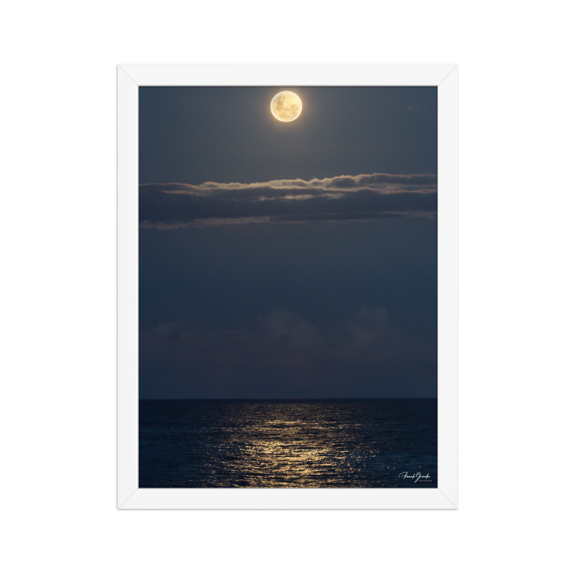 Affiche de La Réunion Lune Rousse sur l'Océan 30 × 40 cm / Blanc - photographie Franck Grondin