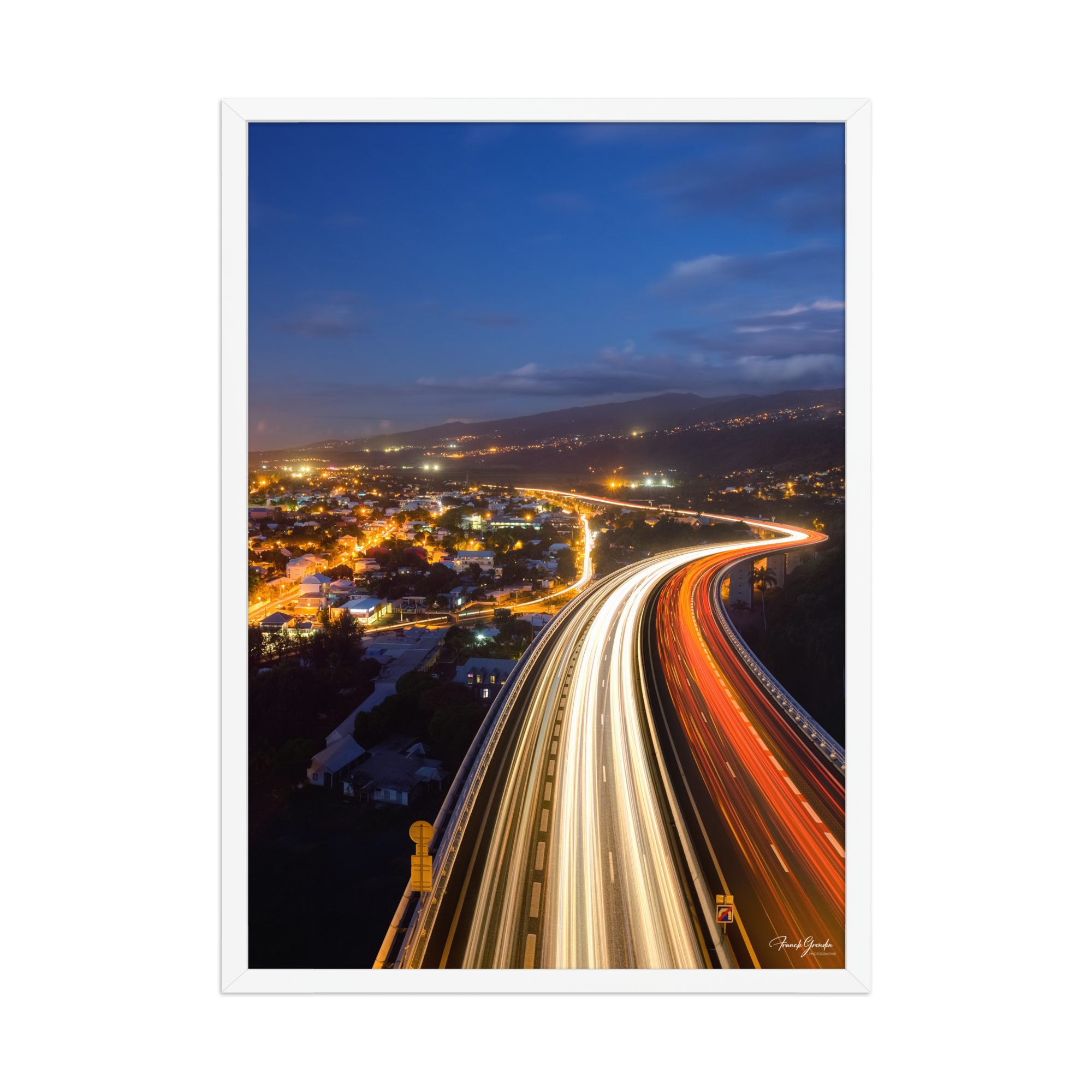 Affiche de La Réunion La Route des Tamarins de Nuit 50 × 70 cm / Blanc - photographie Franck Grondin