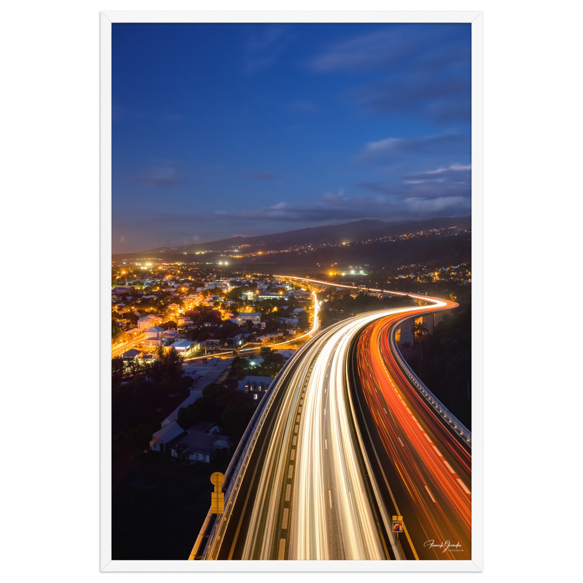 Affiche de La Réunion La Route des Tamarins de Nuit 61 × 91 cm / Blanc - photographie Franck Grondin