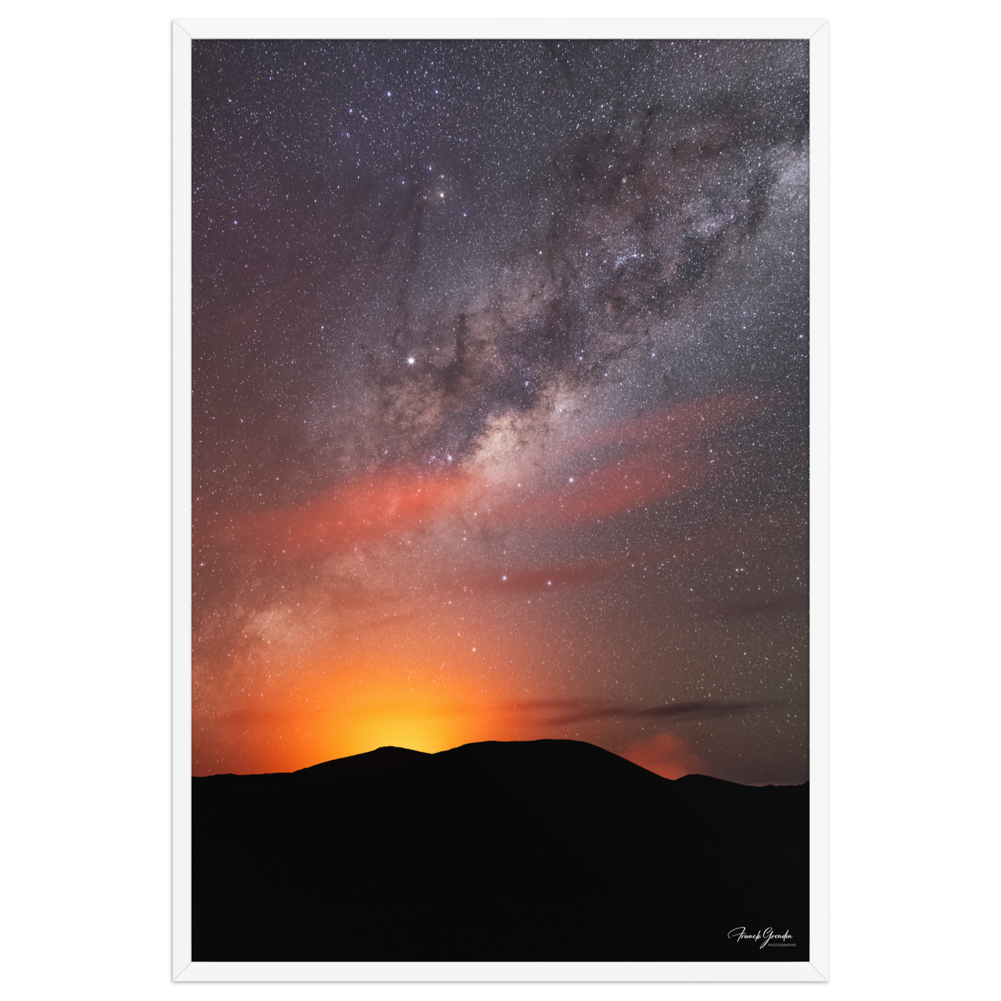 Affiche de La Réunion Éruption sous les Étoiles, Février 2019 61 × 91 cm / Blanc - photographie Franck Grondin