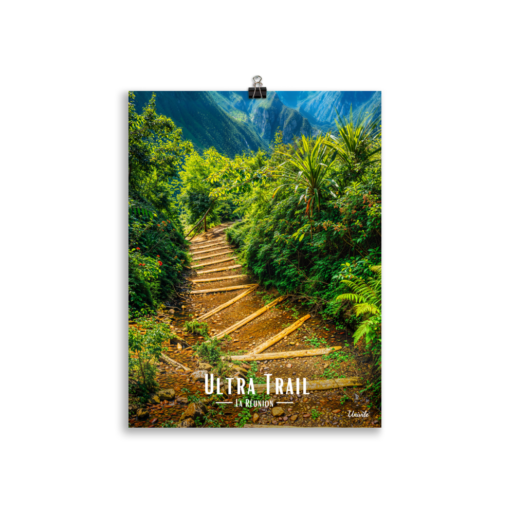 Affiche de la Réunion Ultra Trail 30 × 40 cm / Sans Cadre - Univile