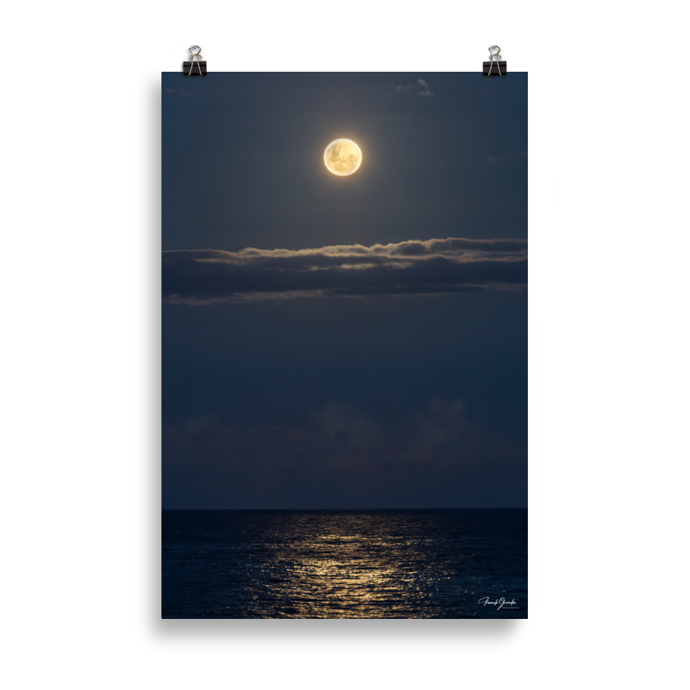 Affiche de La Réunion Lune Rousse sur l'Océan 61 × 91 cm / Sans cadre - photographie Franck Grondin
