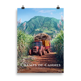 Affiche de La Réunion Tracteur dans les Champs de Cannes 50 × 70 cm / Sans cadre - Univile La Réunion