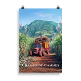 Affiche de La Réunion Tracteur dans les Champs de Cannes 61 × 91 cm / Sans cadre - Univile La Réunion
